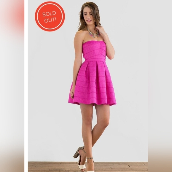 Strapless Coral Fit & Flare Dress - Size Large - Picture 3 of 9